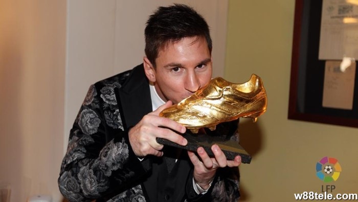 Messi có bao nhiêu danh hiệu cá nhân trong sự nghiệp?